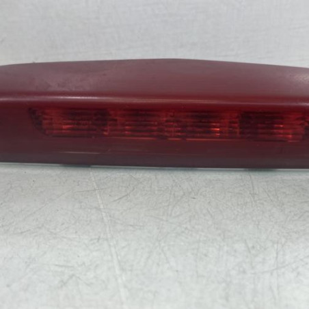 Feu arriere stop central OPEL CORSA D Photo n°1