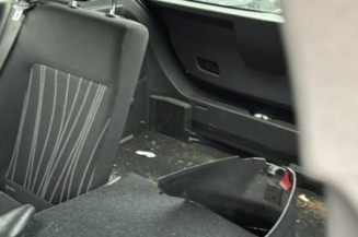 Feu arriere stop central OPEL CORSA D