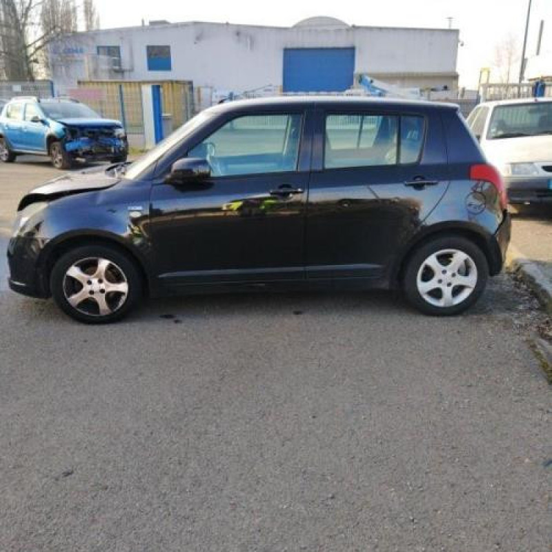 Bloc ABS (freins anti-blocage) SUZUKI SWIFT 3 Photo n°6