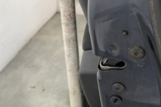 Porte arriere droit PEUGEOT 3008 1