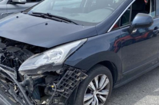 Porte avant droit PEUGEOT 3008 1