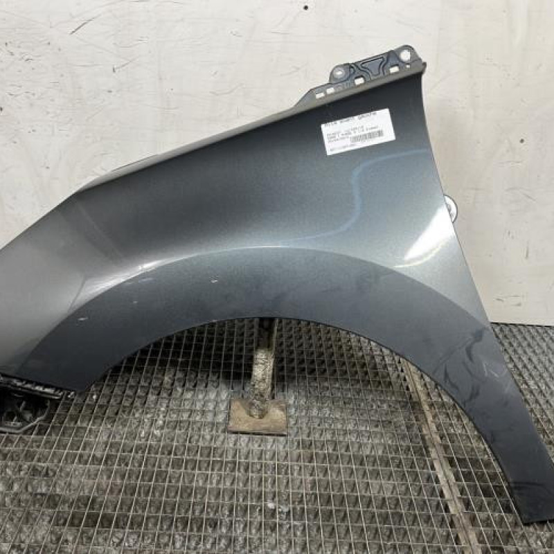 Aile avant gauche PEUGEOT 5008 1 Photo n°1