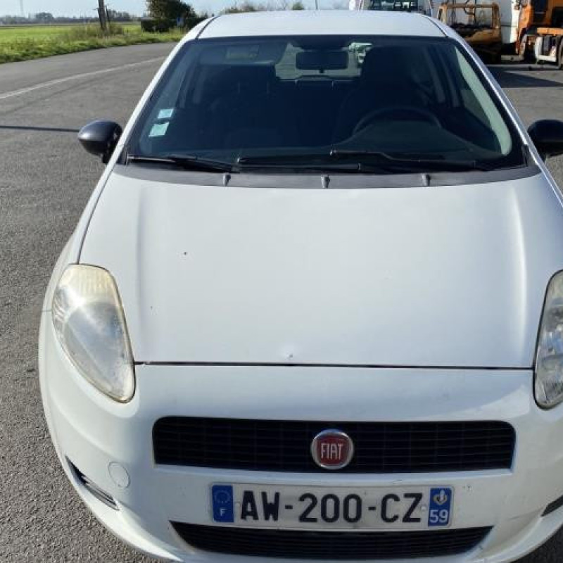 Neiman FIAT GRANDE PUNTO Photo n°12