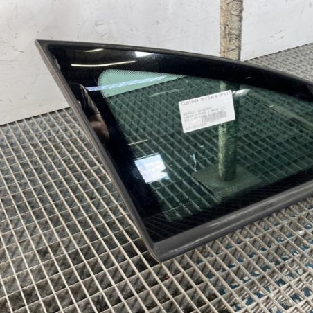 Custode arriere droit RENAULT LAGUNA 2