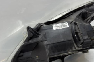 Optique avant principal droit (feux)(phare) OPEL CORSA D