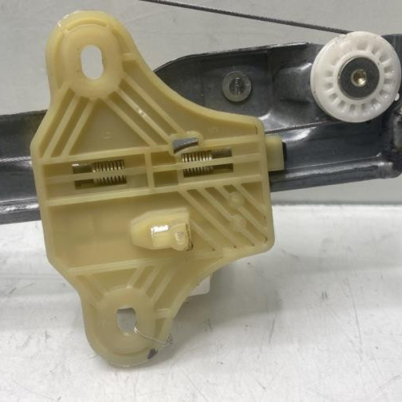 Leve vitre electrique avant droit RENAULT TWINGO 3 Photo n°4