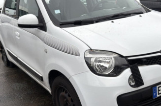 RENAULT TWINGO 3 PHASE 1 1.0i - 12V SCE 70