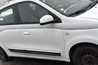 RENAULT TWINGO 3 PHASE 1 1.0i - 12V SCE 70