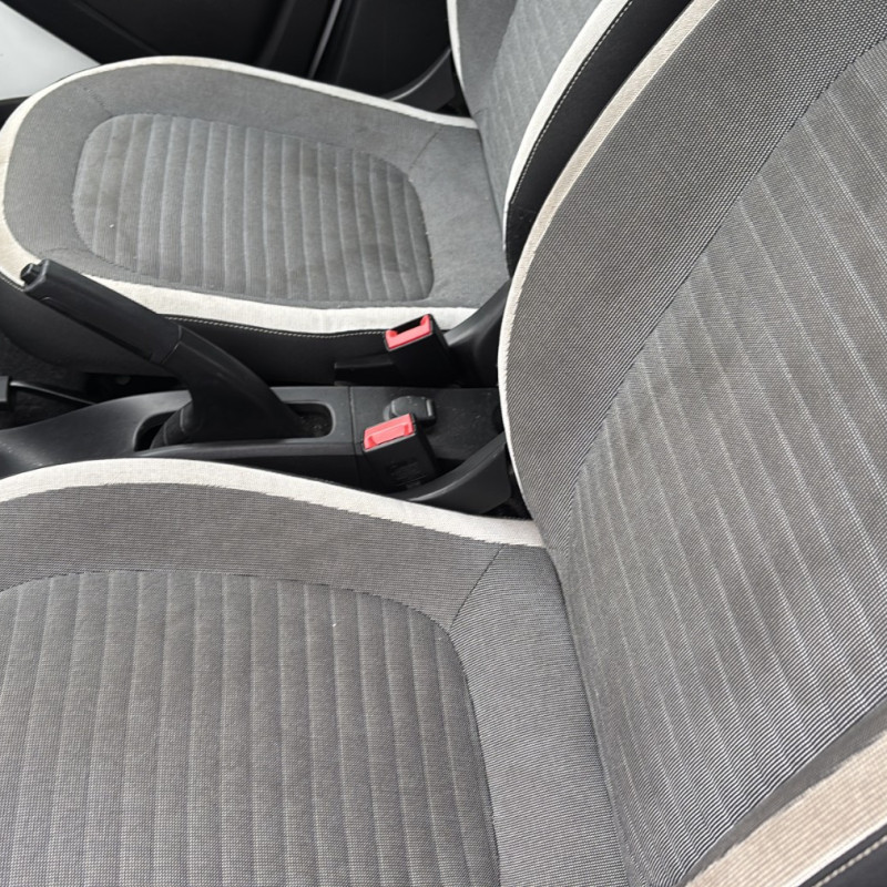 RENAULT TWINGO 3 PHASE 1 1.0i - 12V SCE 70 Photo n°13