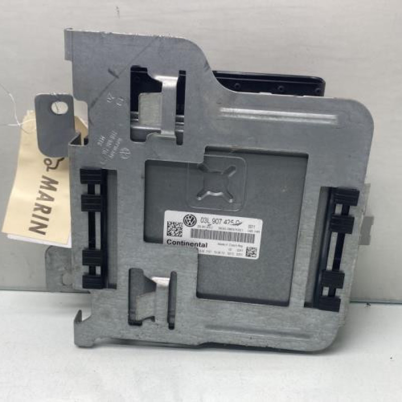 Calculateur moteur VOLKSWAGEN TOURAN 2 Photo n°3