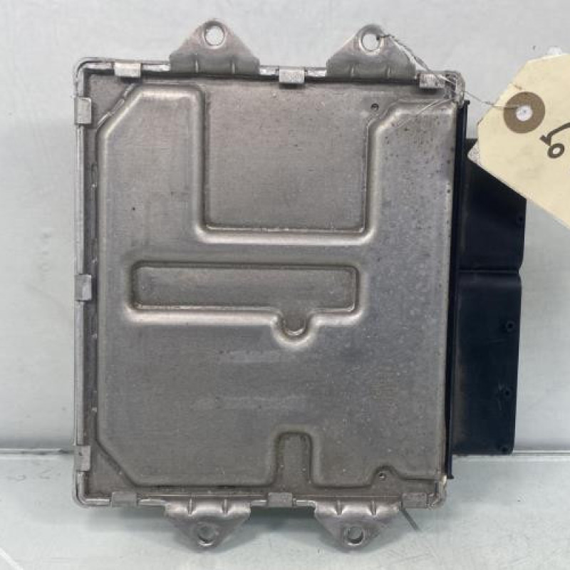 Calculateur moteur PEUGEOT BIPPER Photo n°3