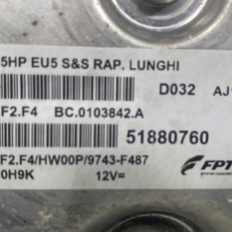 Calculateur moteur PEUGEOT BIPPER Photo n°4