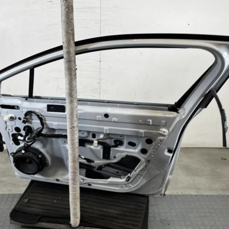 Porte avant droit RENAULT CLIO 5 Photo n°5