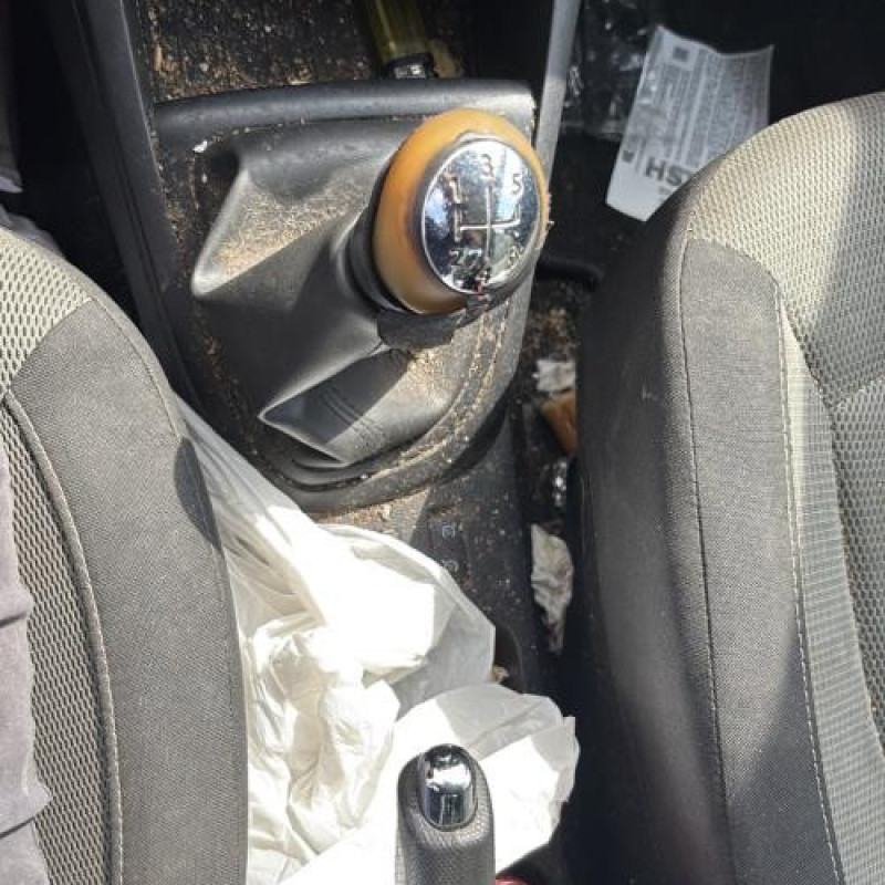 Renfort pare choc arriere (traverse) RENAULT CAPTUR 1 Photo n°20