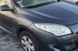 Feu arriere stop central RENAULT MEGANE 3