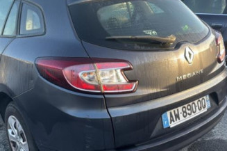 Feu arriere stop central RENAULT MEGANE 3