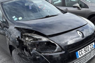 Feu arriere stop central RENAULT GRAND SCENIC 3