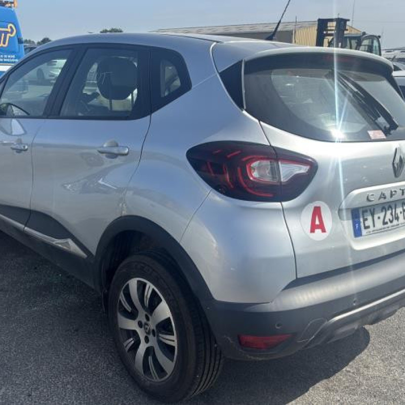 Charniere de capot RENAULT CAPTUR 1 Photo n°4