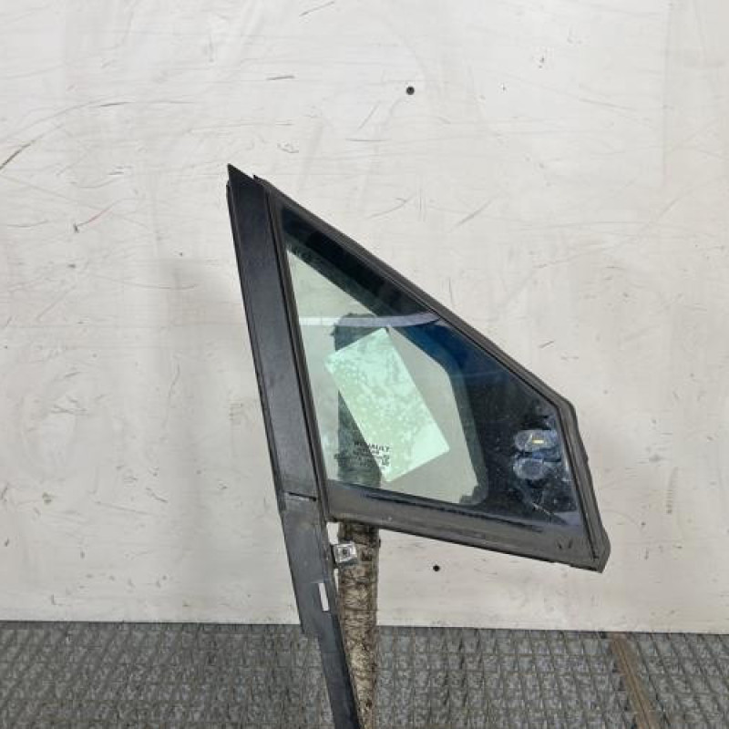 Custode avant droit (porte) RENAULT CLIO 5 Photo n°1