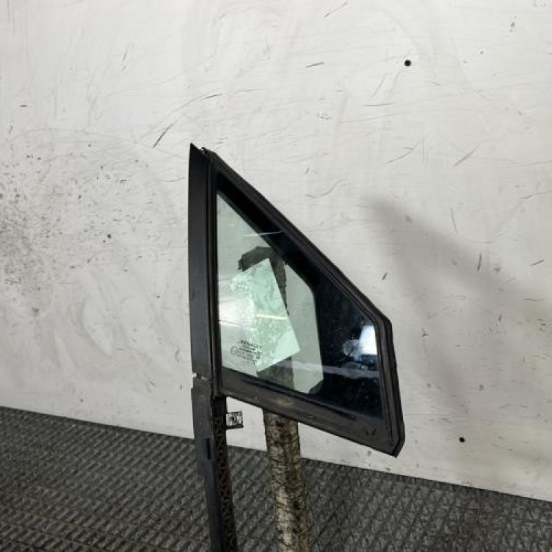 Custode avant droit (porte) RENAULT CLIO 5 Photo n°2