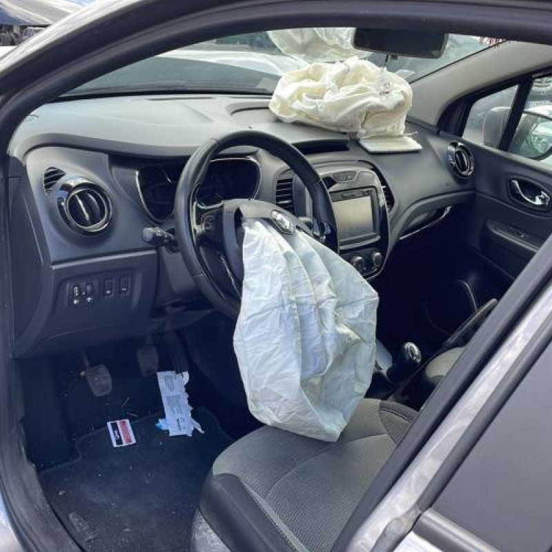 Renfort pare choc arriere (traverse) RENAULT CAPTUR 1 Photo n°9