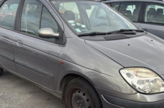 Bras essuie glace arriere RENAULT SCENIC 1