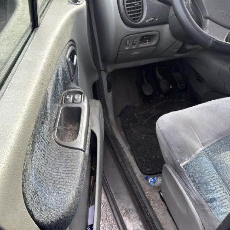 Bras essuie glace arriere RENAULT SCENIC 1 Photo n°13