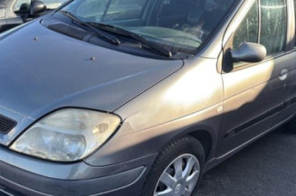 Bras essuie glace arriere RENAULT SCENIC 1 Photo n°1