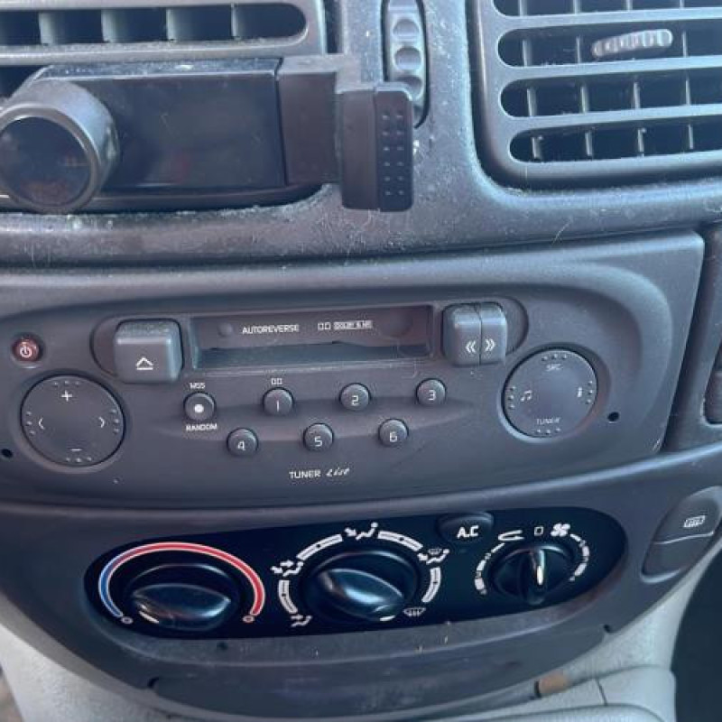 Feu arriere stop central RENAULT SCENIC 1 Photo n°4