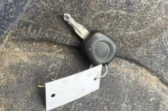 Bras essuie glace arriere RENAULT SCENIC 1