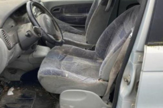 Feu arriere stop central RENAULT SCENIC 1