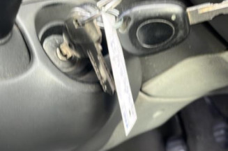 Bras essuie glace arriere RENAULT SCENIC 1