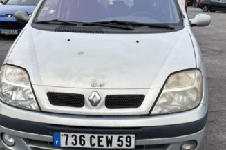 Feu arriere stop central RENAULT SCENIC 1
