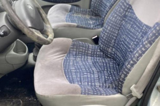 Bras essuie glace arriere RENAULT SCENIC 1