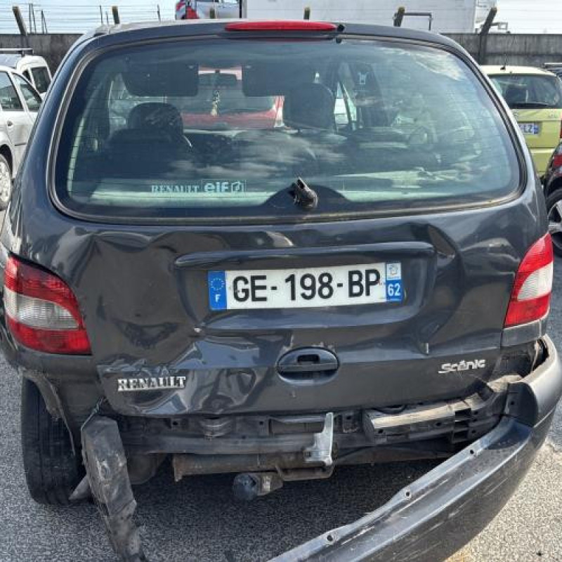 Feu arriere stop central RENAULT SCENIC 1 Photo n°5