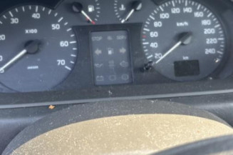 Feu arriere stop central RENAULT SCENIC 1