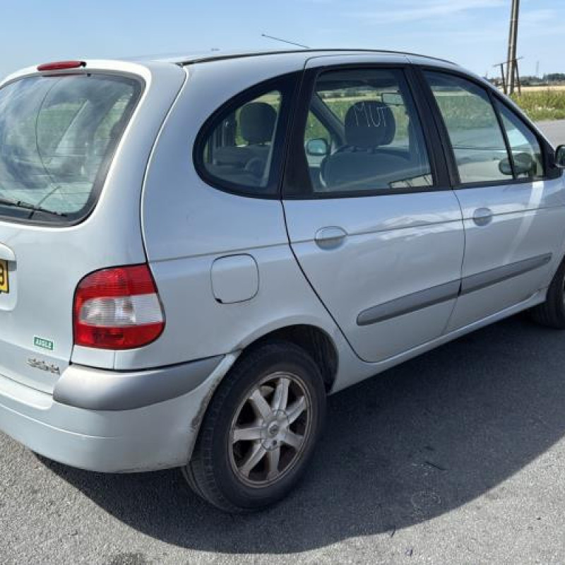 Feu arriere stop central RENAULT SCENIC 1 Photo n°3