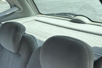 Feu arriere stop central RENAULT SCENIC 1