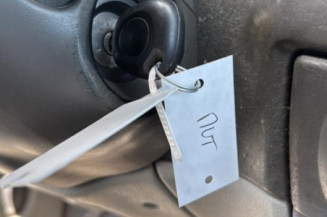 Feu arriere stop central RENAULT SCENIC 1