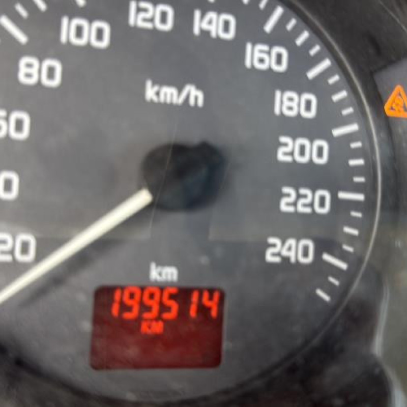 Feu arriere stop central RENAULT SCENIC 1 Photo n°19