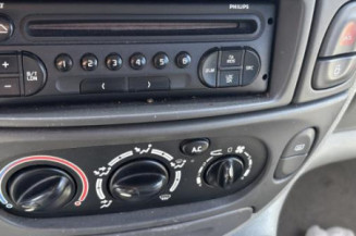 Bras essuie glace arriere RENAULT SCENIC 1