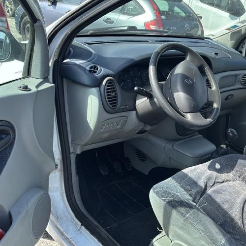 Custode arriere droit RENAULT SCENIC 1 Photo n°9