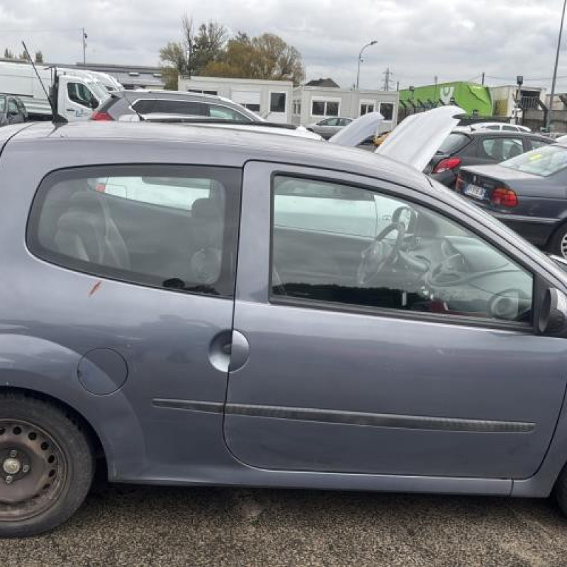 Feu arriere principal droit (feux) RENAULT TWINGO 2 Photo n°8