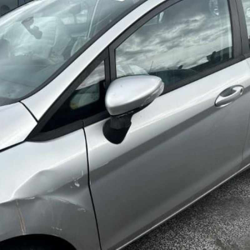 Pivot de moyeu avant gauche FORD FIESTA 6 Photo n°9