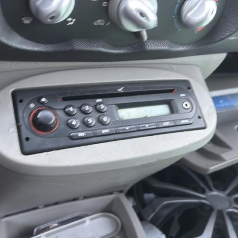 Feu arriere principal droit (feux) RENAULT TWINGO 2 Photo n°19