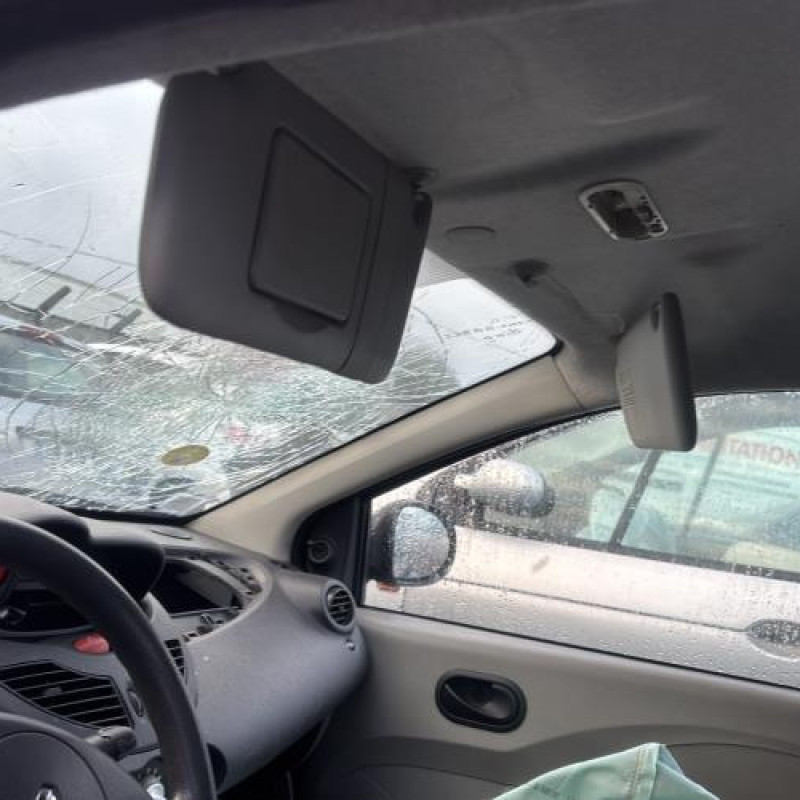 Feu arriere principal gauche (feux) RENAULT TWINGO 2 Photo n°13