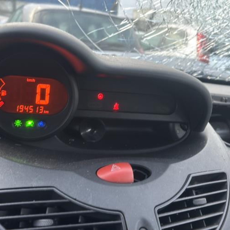 Feu arriere principal gauche (feux) RENAULT TWINGO 2 Photo n°15