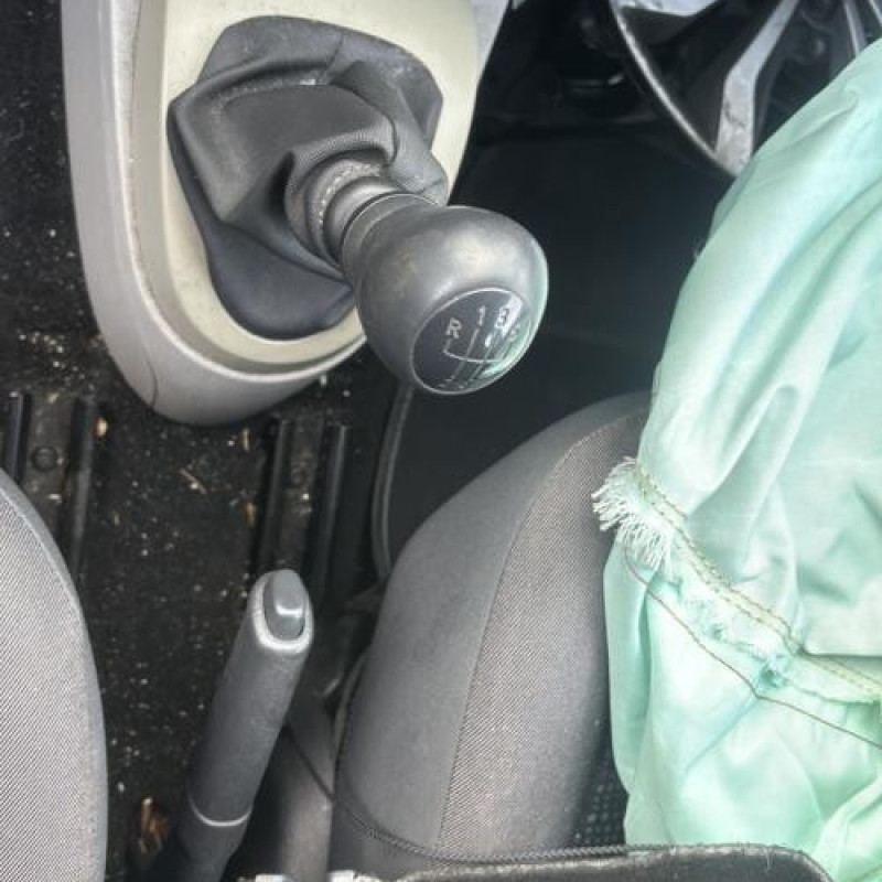 Feu arriere principal gauche (feux) RENAULT TWINGO 2 Photo n°20