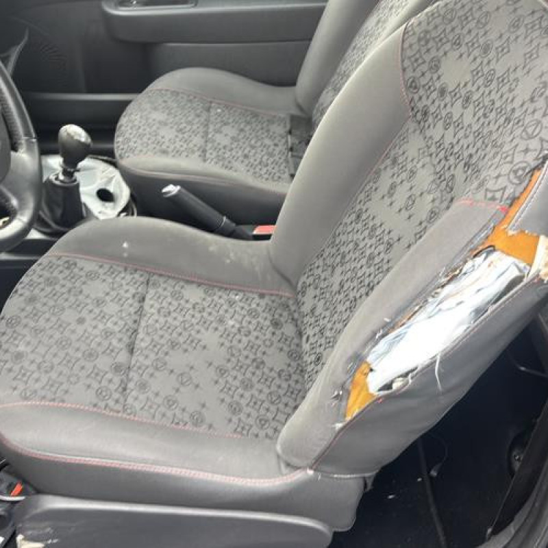 Feu arriere principal gauche (feux) RENAULT TWINGO 2 Photo n°12