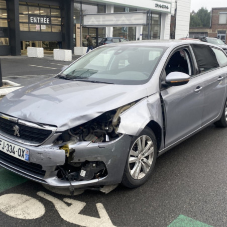 PEUGEOT 308 2 SW PHASE 2 BREAK 1.5 BLUE HDI - 16V TURBO Photo n°1